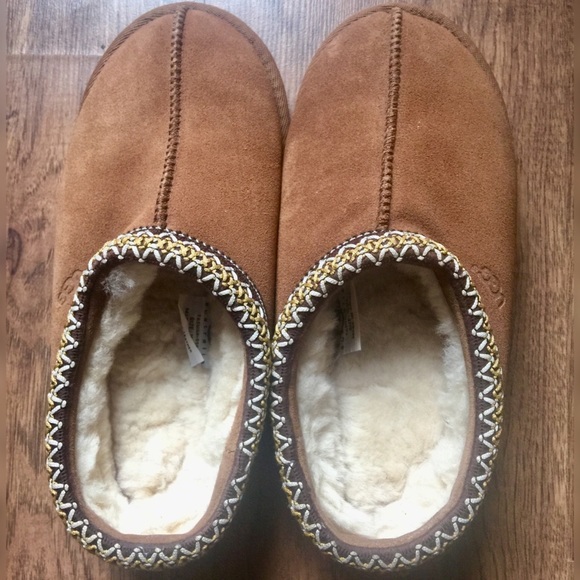 S O L D Tasman UGG - Picture 5 of 8